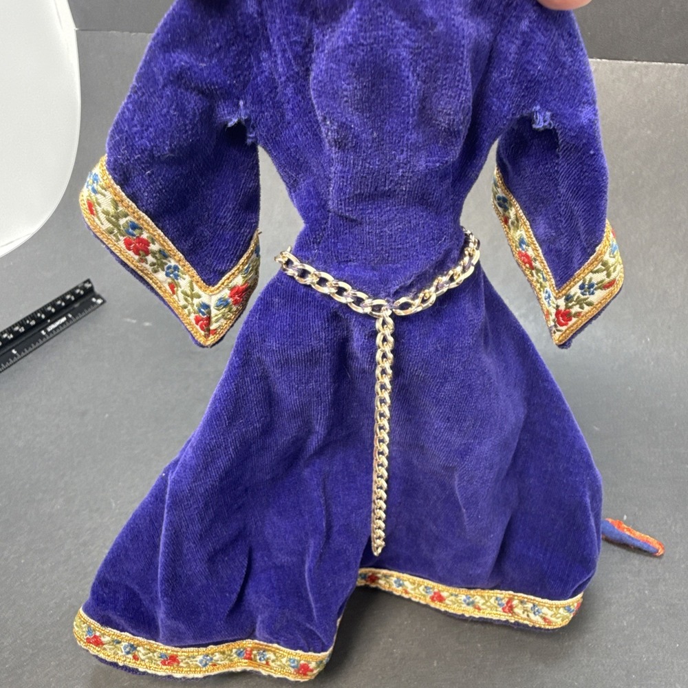 Vintage Barbie #873 GUINEVERE Theater Velvet 1960's Dress With 1 Matching Shoe - Picture 12 of 15